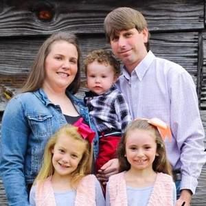 Meet your Posher, Kelley